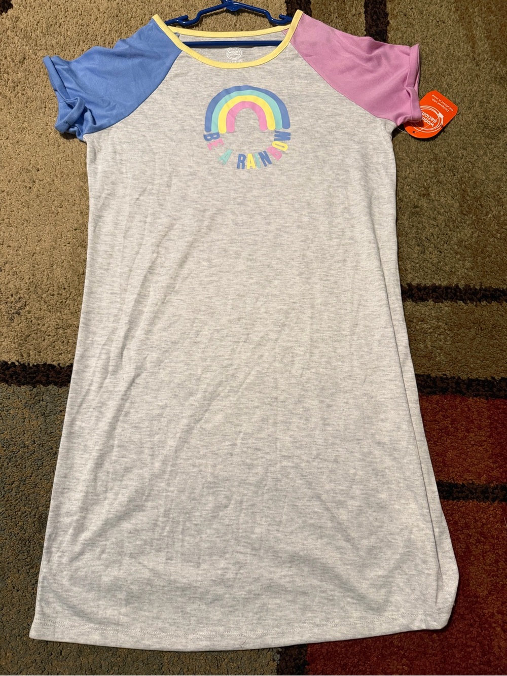 Girls nightgown size xl(14-16)